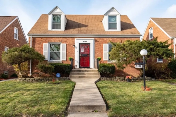9634 S Green St, Chicago, IL 60643