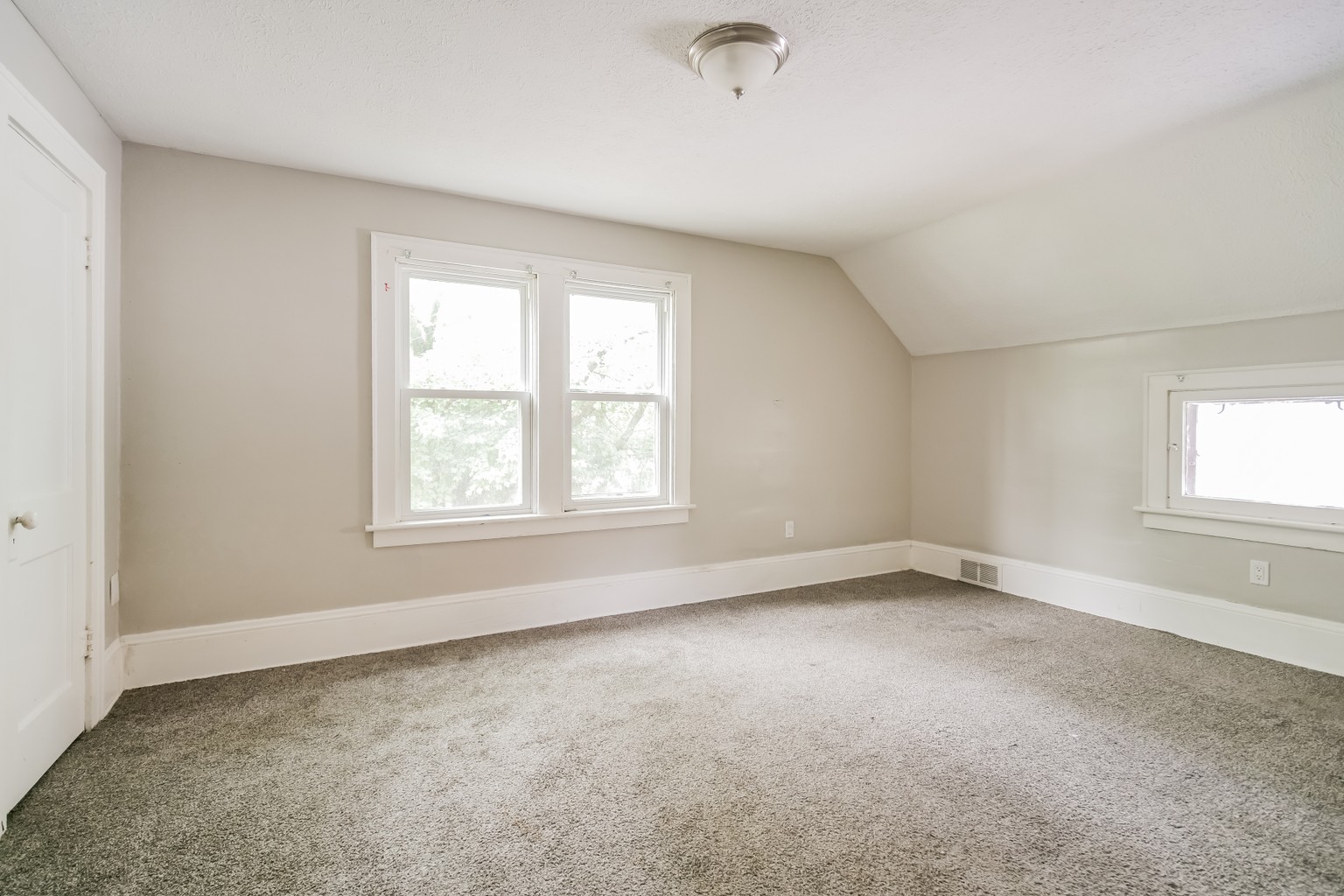 1174 Tampa Ave, Akron, Ohio 44314 Property Details Lofty Future