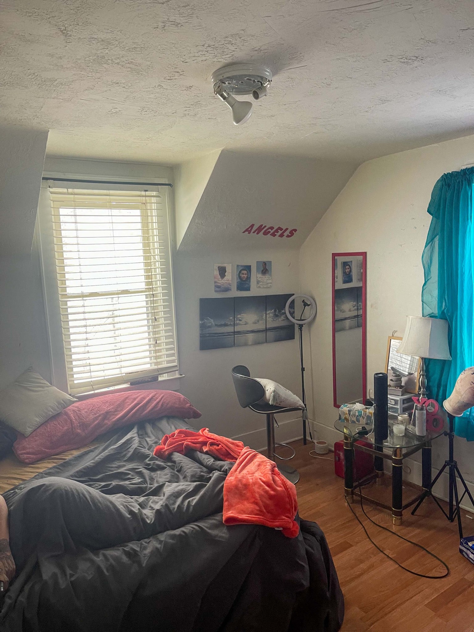 1090 Diagonal Rd, Akron, Ohio 44320 Property Details Lofty Future