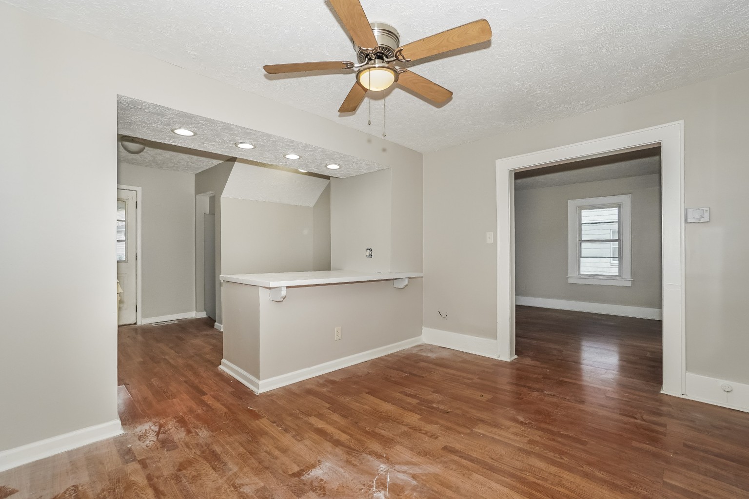 1090 Diagonal Rd, Akron, Ohio 44320 Property Details Lofty Future