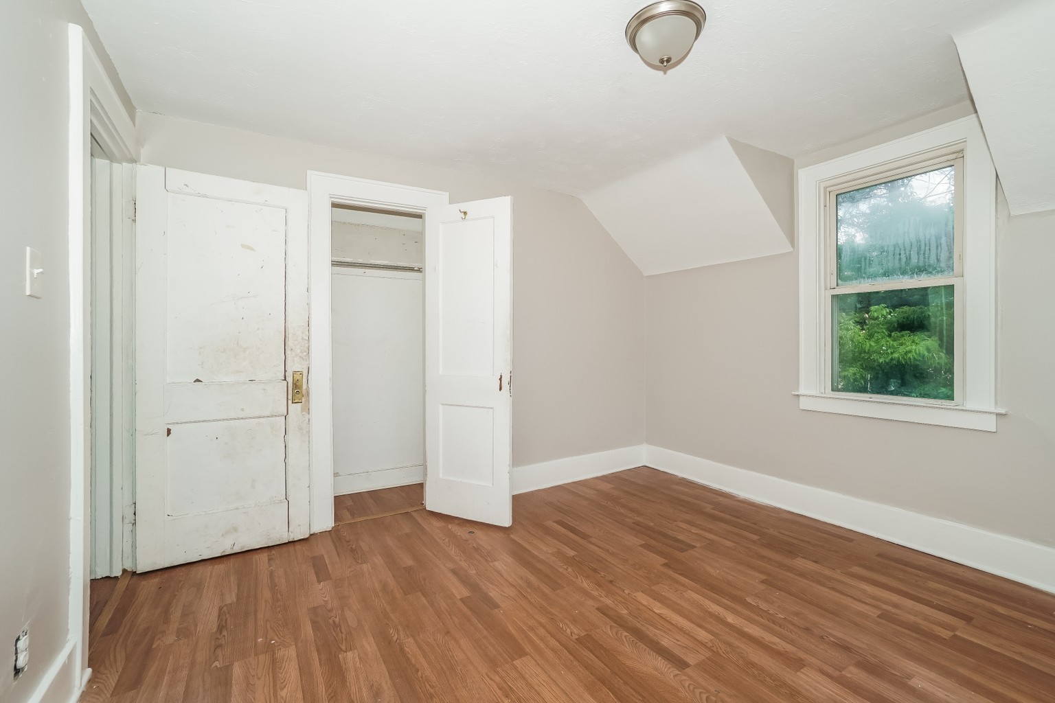 1090 Diagonal Rd, Akron, Ohio 44320 Property Details Lofty Future