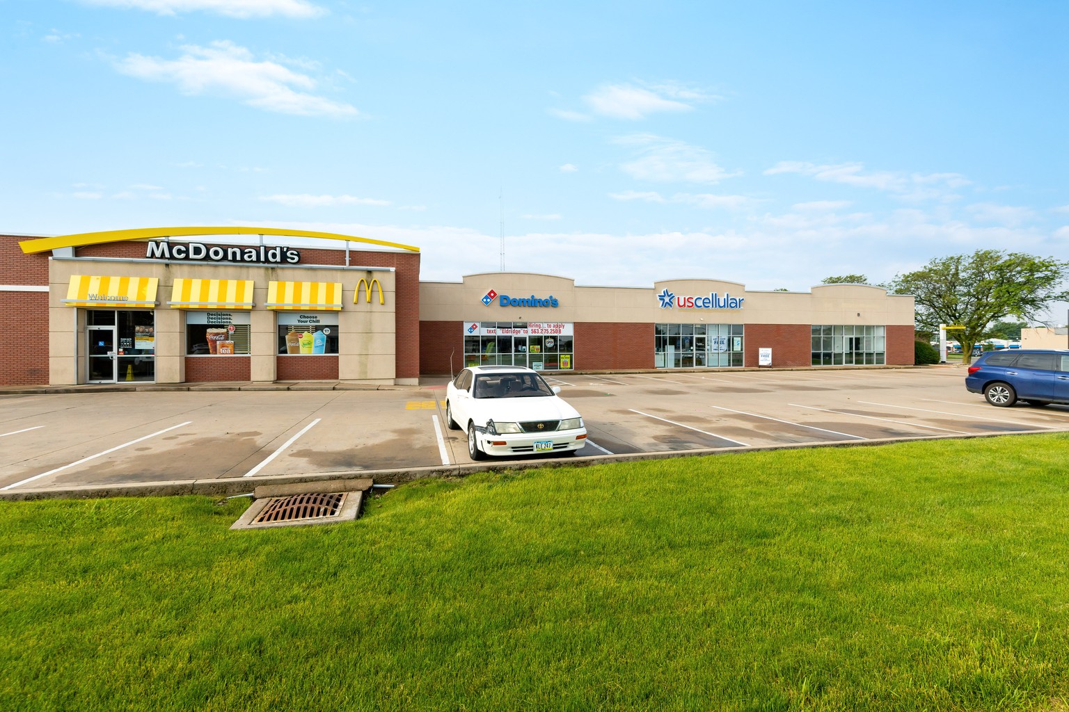 621 E Le Claire Rd, Eldridge, IA 52748 Property Details Lofty