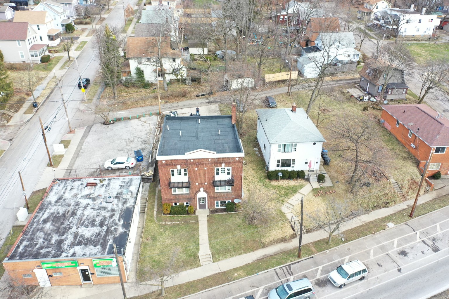 809 Kenmore Blvd, Akron, Ohio 44314 Property Details Lofty Future