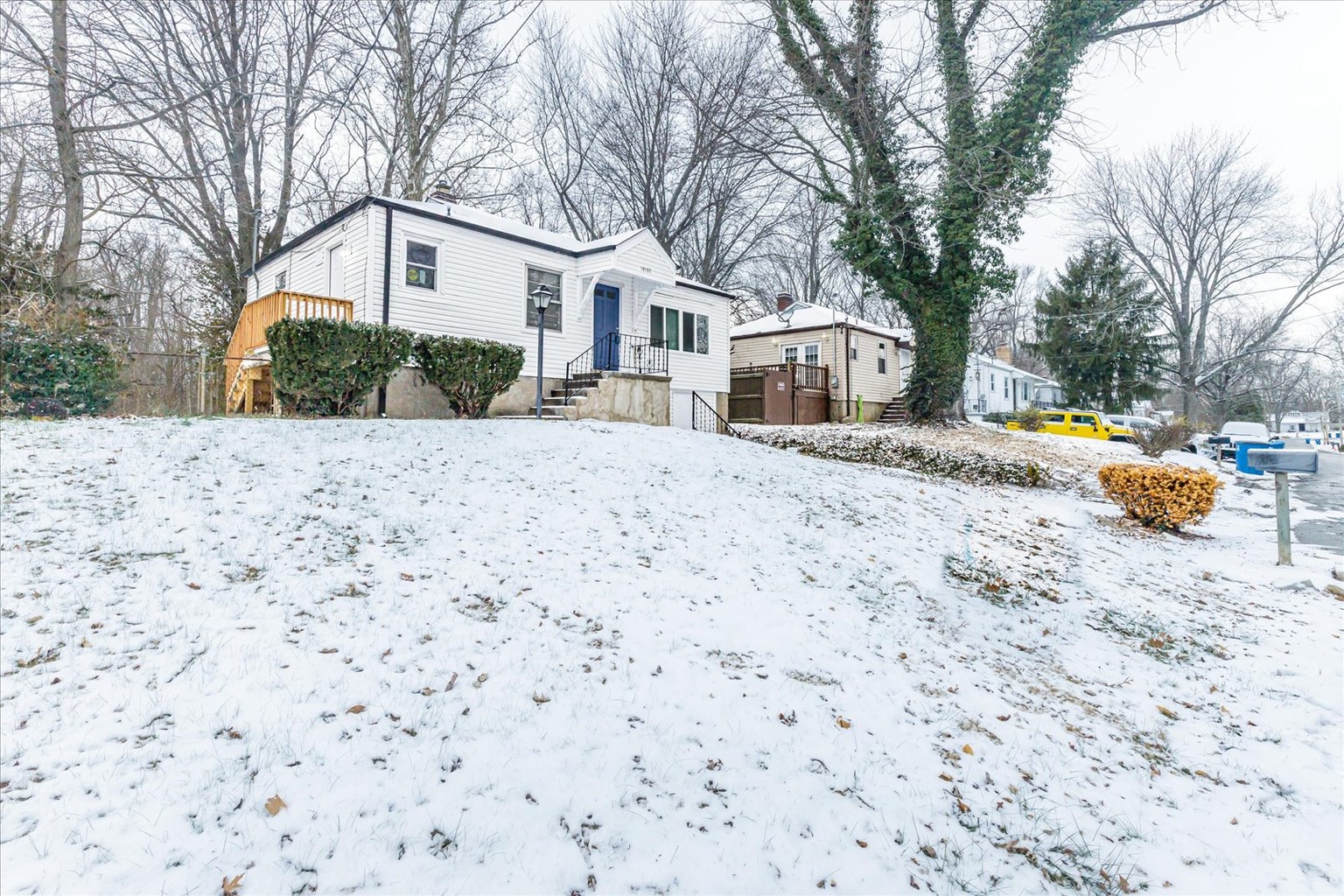 10157 Winkler Dr, St. Louis, Missouri 63136 Property Details Lofty