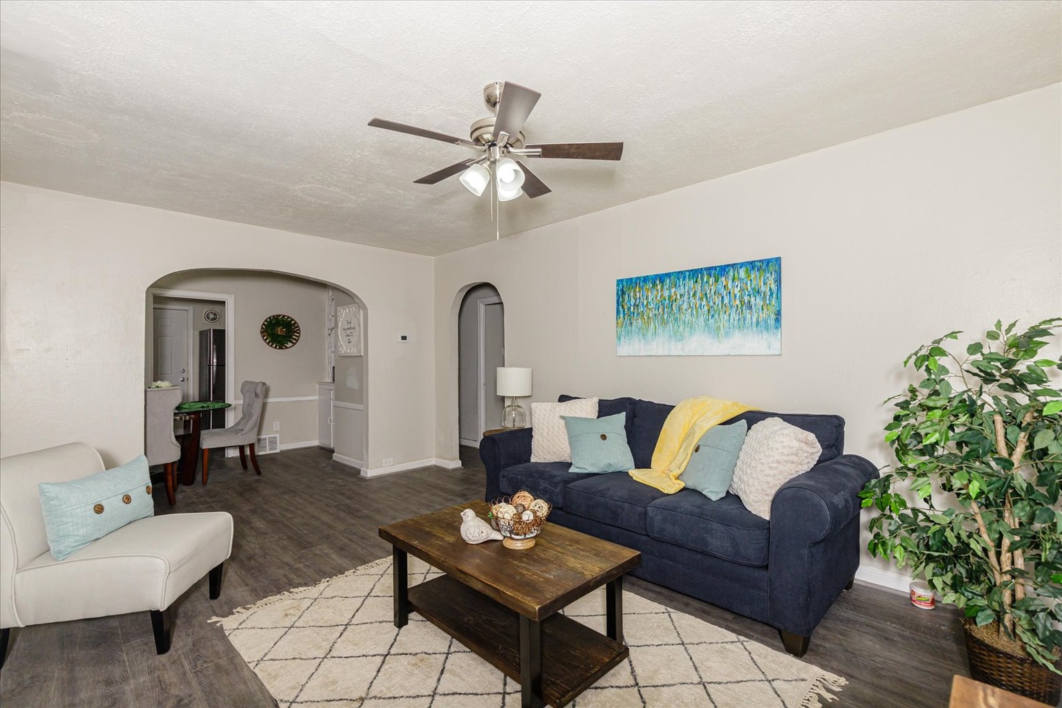 10157 Winkler Dr, St. Louis, Missouri 63136 Property Details Lofty