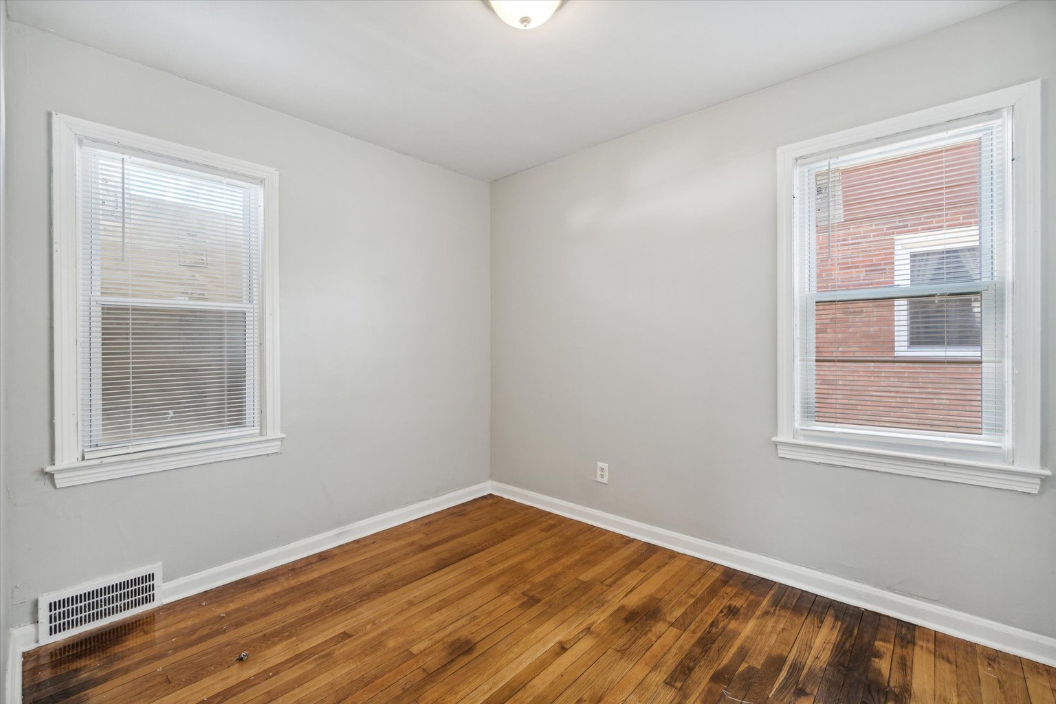 16301 Glendale Ave, Cleveland, OH 44128 Property Details Lofty