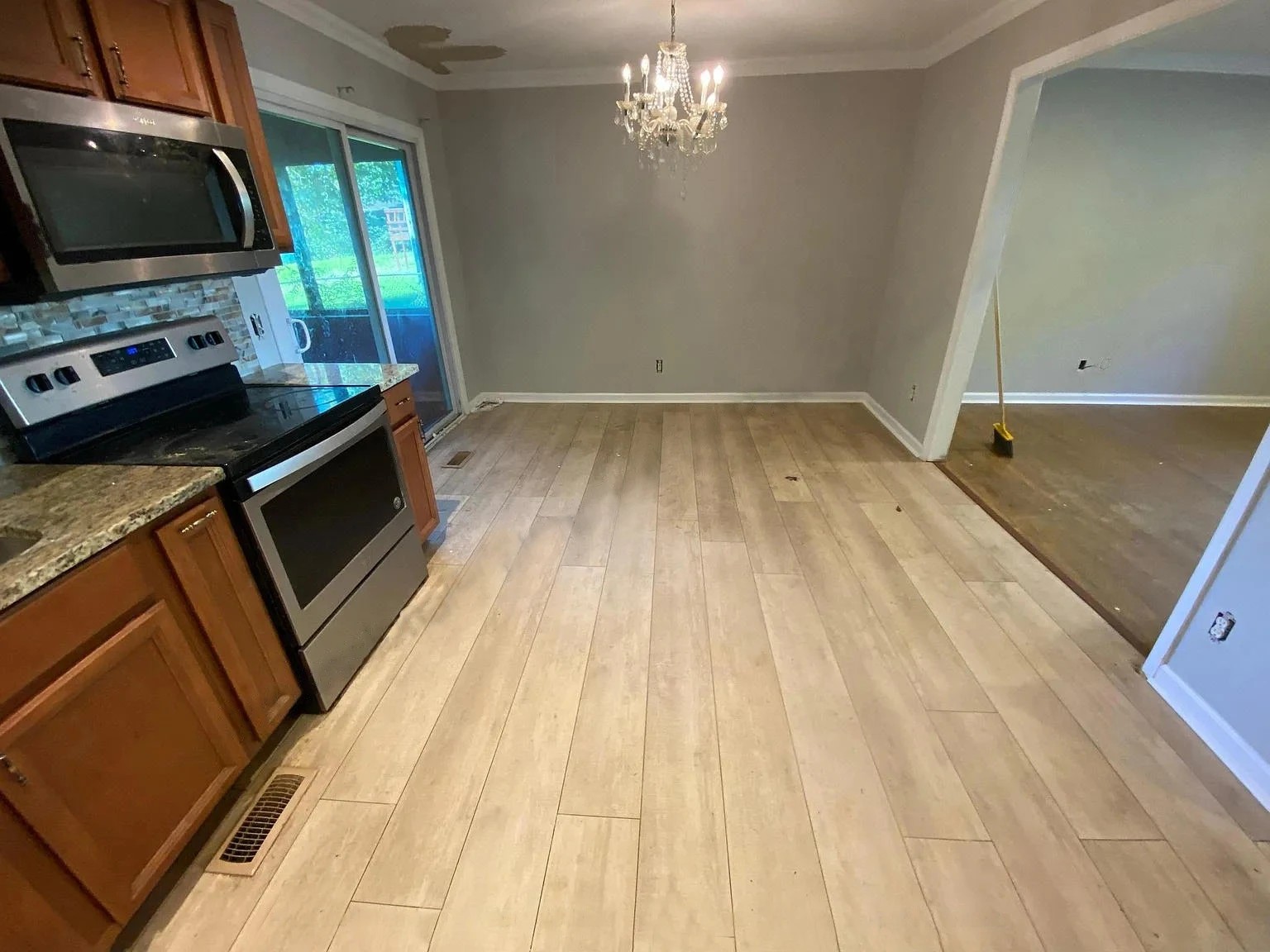 5899 Stonewall Dr, Harrison, Tennessee 37341 Property Details Lofty