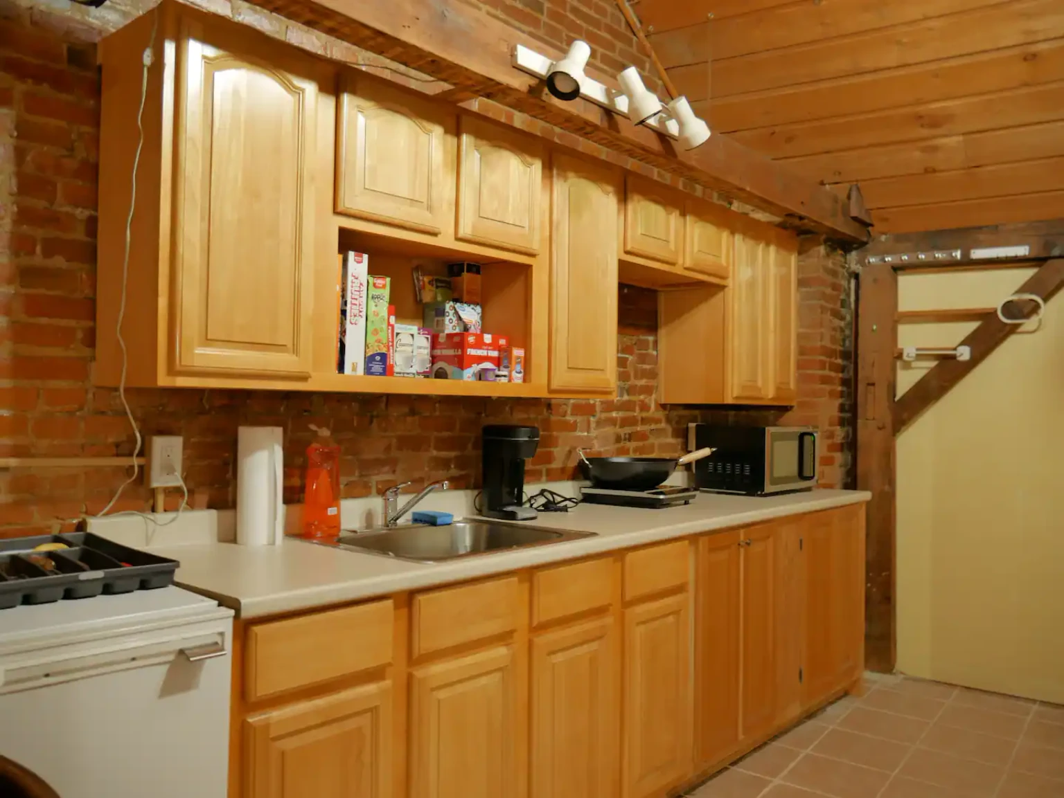 Photo 8