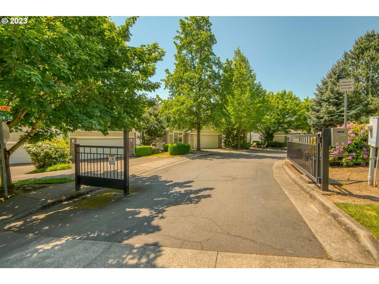 13596 SW Mapleview Ln, Tigard, Oregon 97224 Property Details Lofty