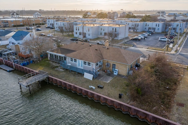 2208 Murray Ave, Atlantic City, NJ 08401